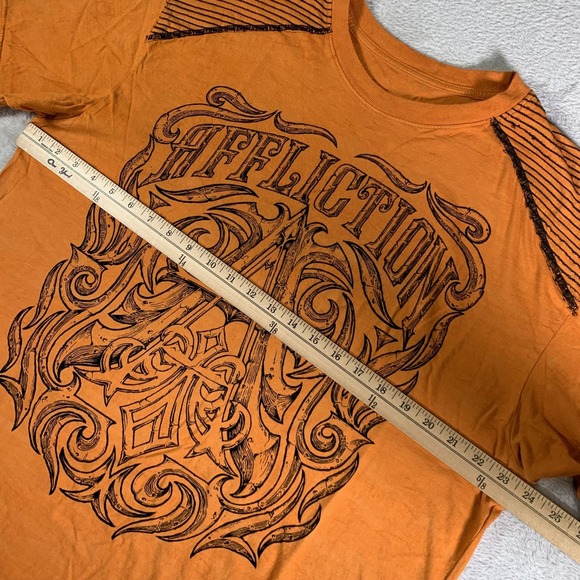Affliction Shirt Mens XL Orange Tribal Graphic Biker Tee Short Sleeve Crewneck - Picture 4 of 9